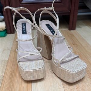 Aqua Women's Tan Strappy Platform Sandals